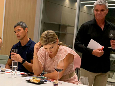 noite especialista carrocel